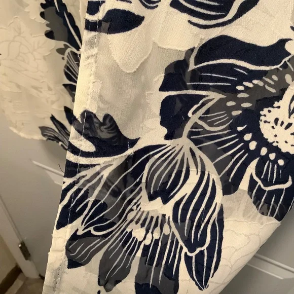 altar’d state| Burnout Tie Front Kimono Bell Sleeves Boho Floral *Flaw* Sz S - Picture 6 of 8